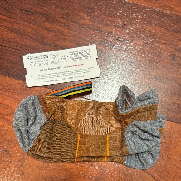 Smartwool Men's Gray and Brown Socks - Picture 1 of 1